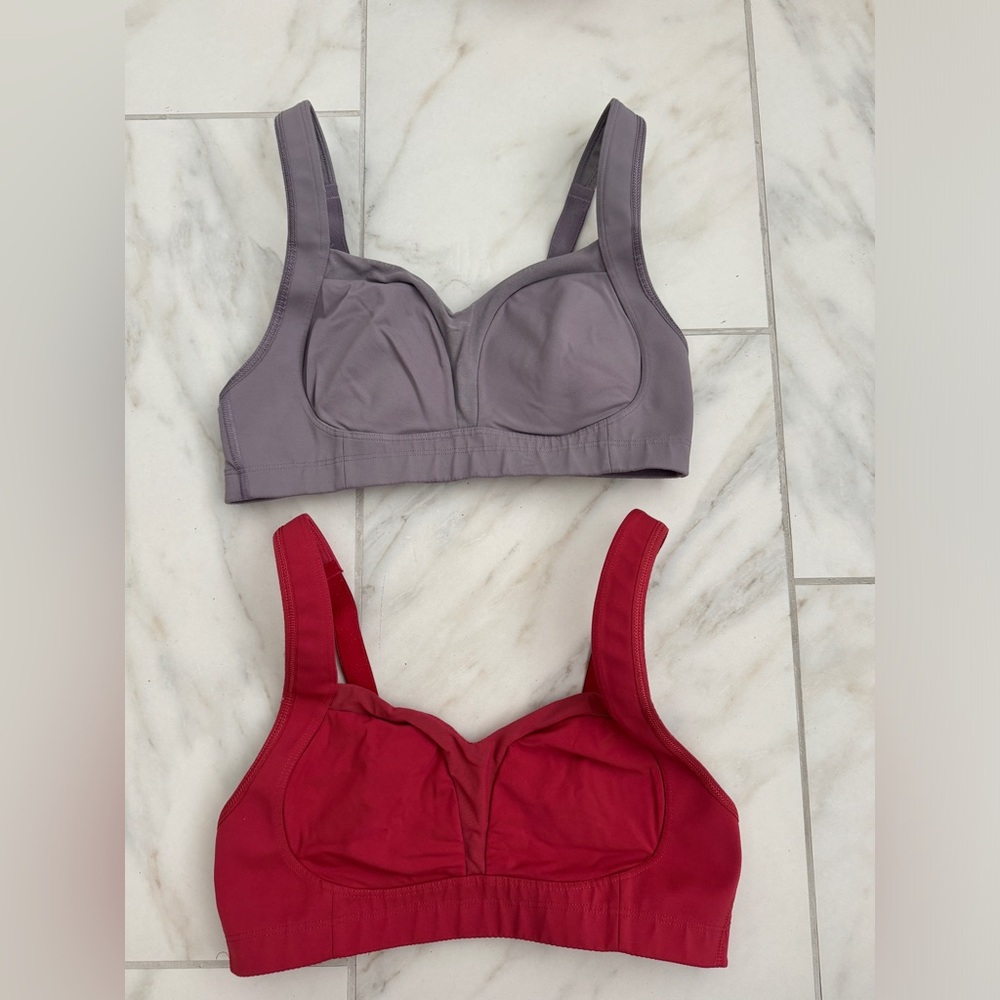 Lululemon sports bras